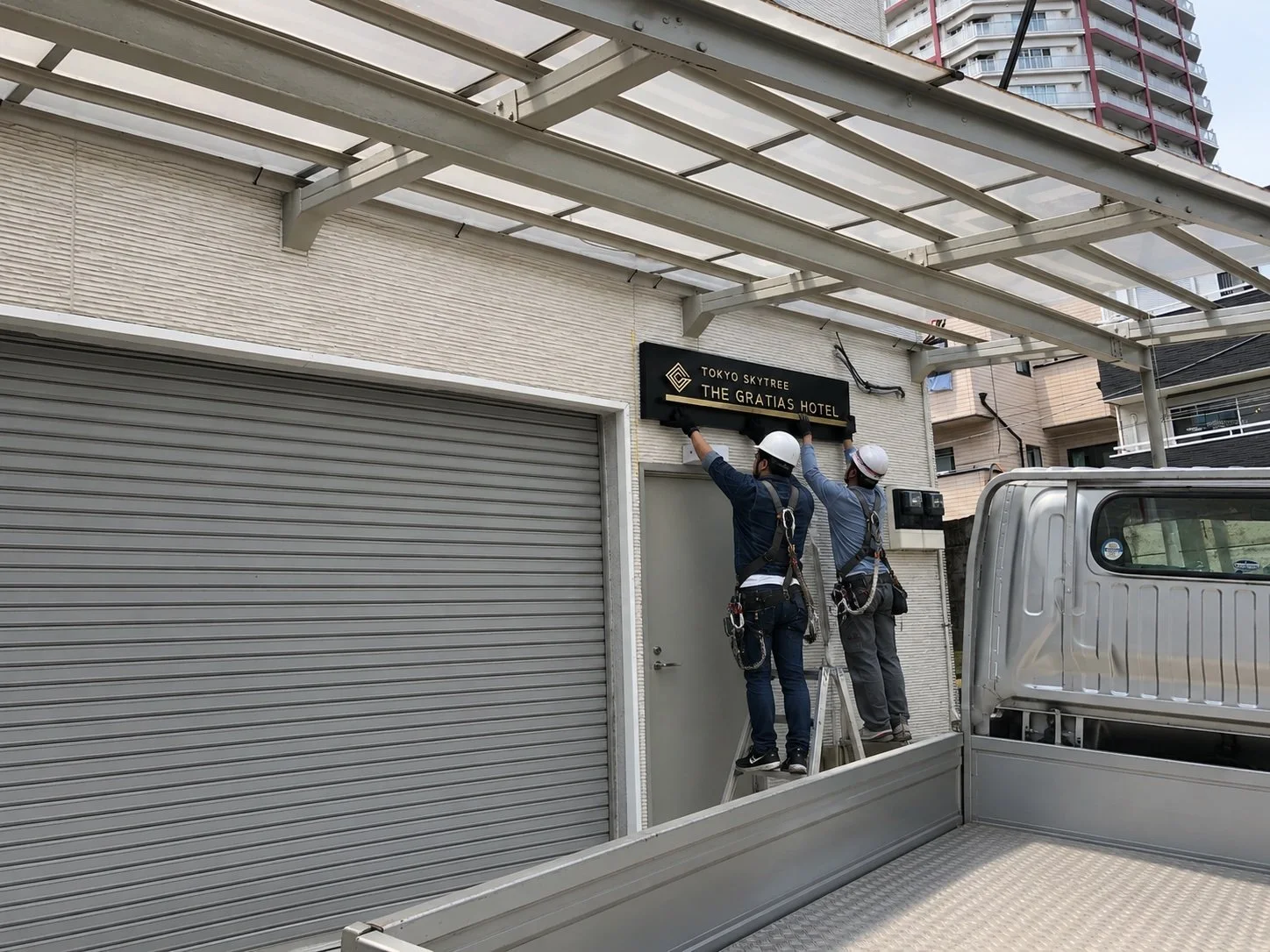 ザ・グラティアスホテルの看板・サインの施工写真 6
